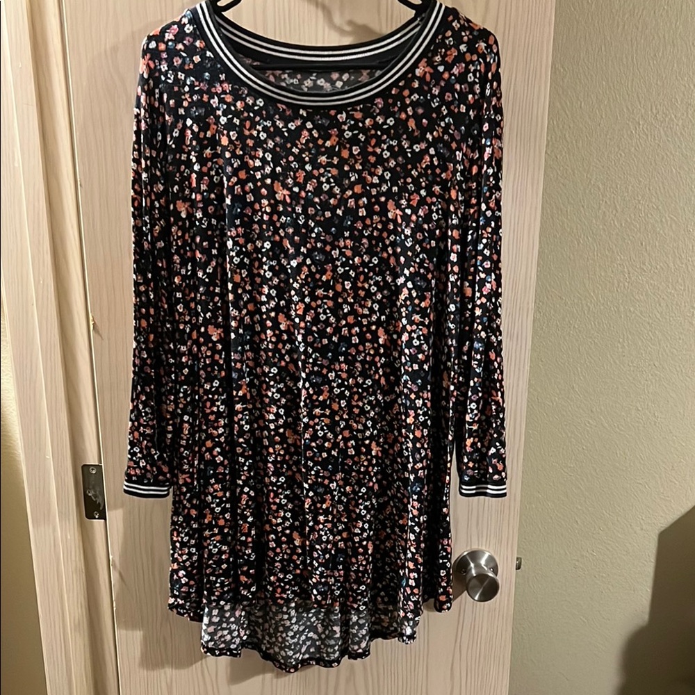 Floral 3/4 Sleeve Shirt